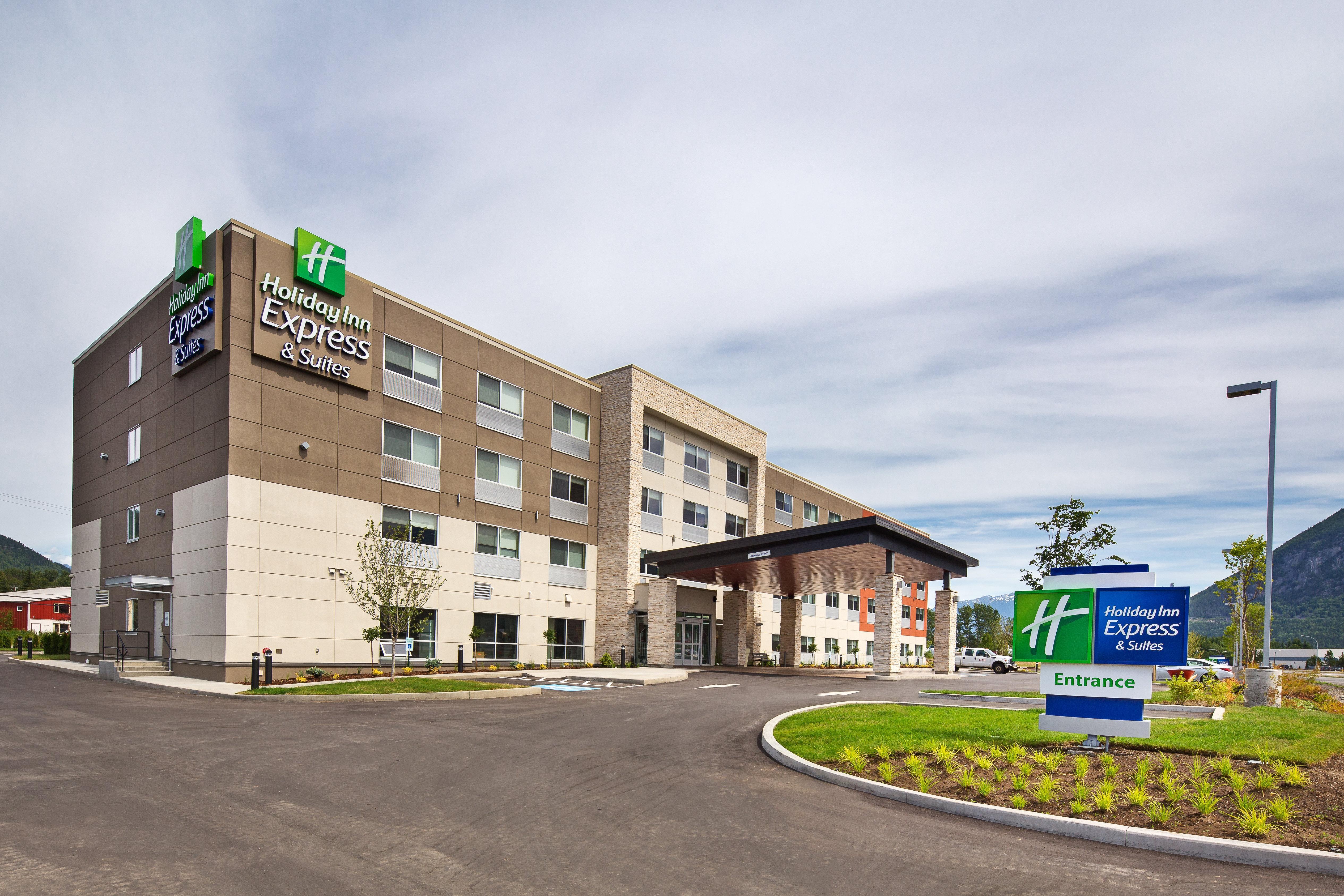 Holiday Inn Express & Suites Terrace By Ihg Zewnętrze zdjęcie