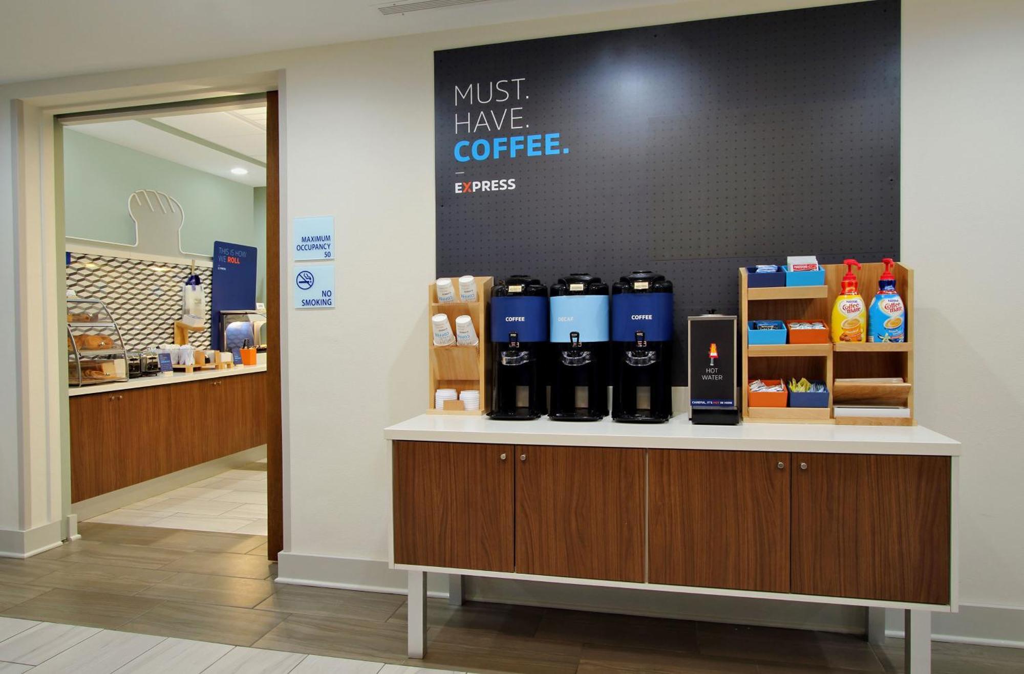 Holiday Inn Express & Suites Terrace By Ihg Zewnętrze zdjęcie